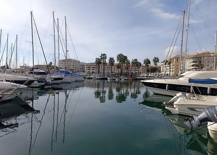 Le 4 Mats-2 By Interhome * Fréjus